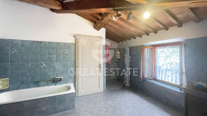 Image No.23-4 Bed Country House for sale