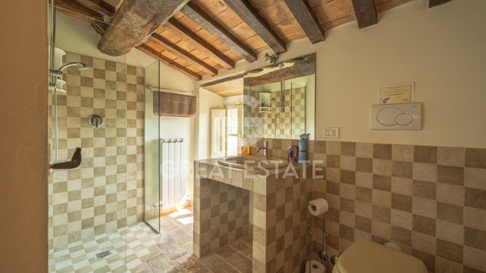 Image No.37-3 Bed Country House for sale