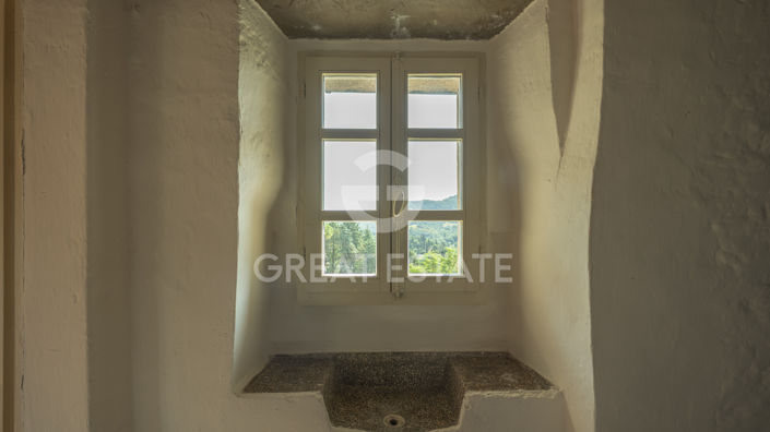 Image No.40-3 Bed Country House for sale