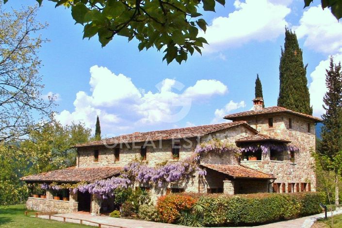 Image No.1-10 Bed Country House for sale