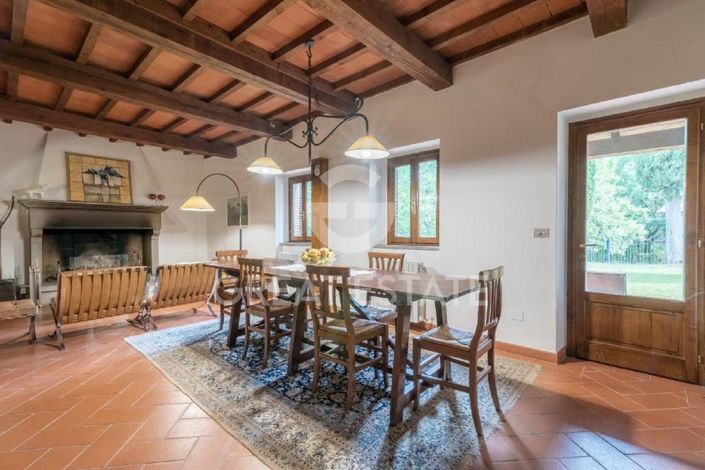 Image No.14-10 Bed Country House for sale