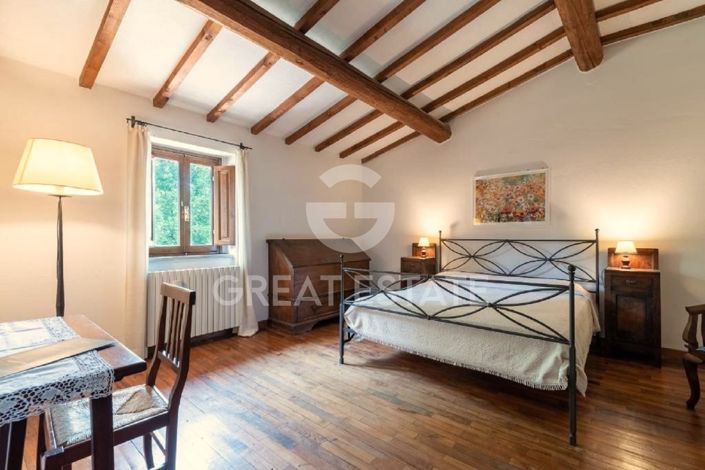Image No.18-10 Bed Country House for sale