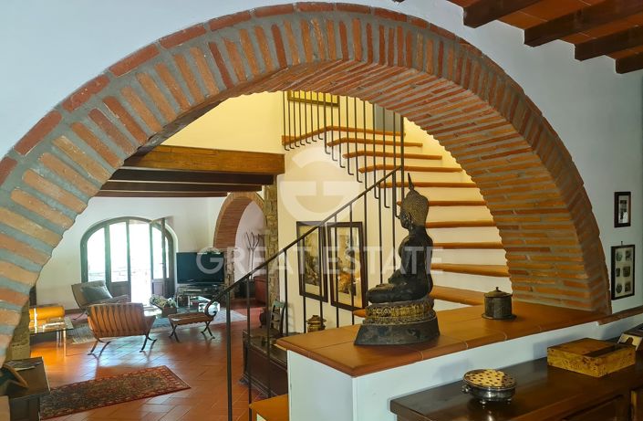 Image No.20-10 Bed Country House for sale