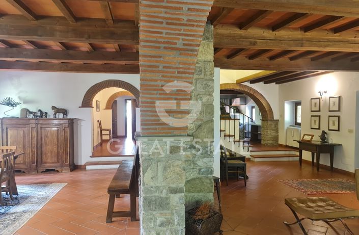 Image No.22-10 Bed Country House for sale