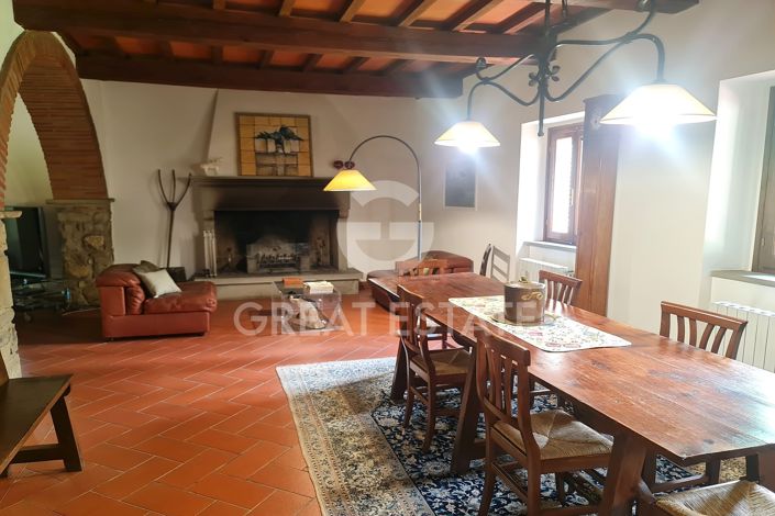 Image No.23-10 Bed Country House for sale