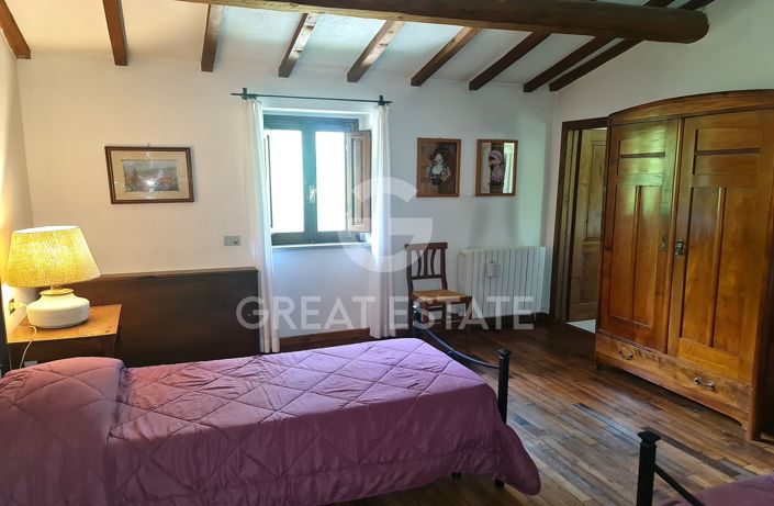 Image No.27-10 Bed Country House for sale