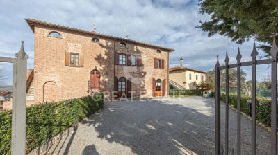 3 Bed Country House for sale