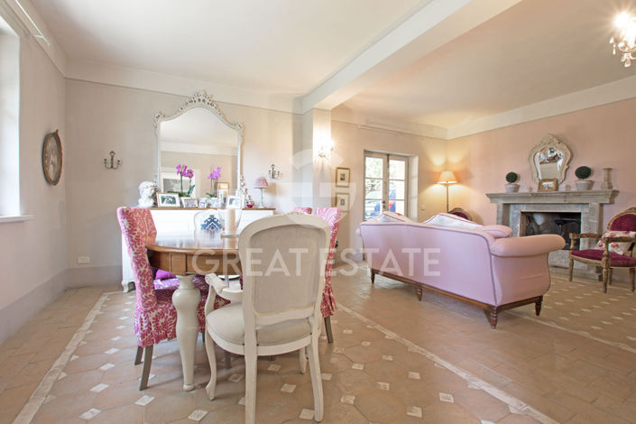 Image No.6-10 Bed Country House for sale