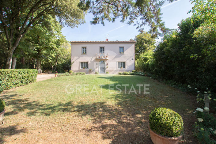 Image No.8-10 Bed Country House for sale