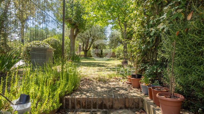 Image No.11-5 Bed Villa for sale