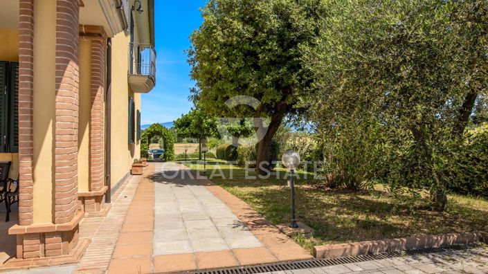 Image No.12-5 Bed Villa for sale