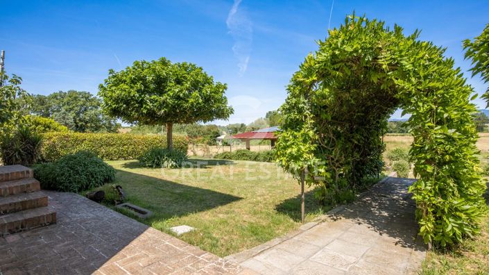 Image No.14-5 Bed Villa for sale