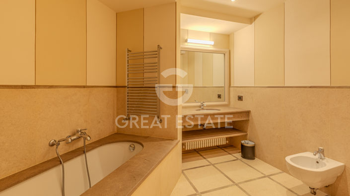 Image No.21-2 Bed Apartment for sale