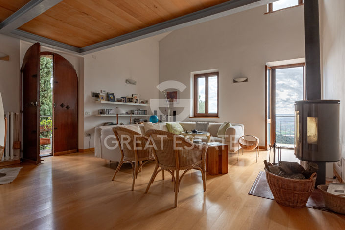 Image No.27-3 Bed Country House for sale