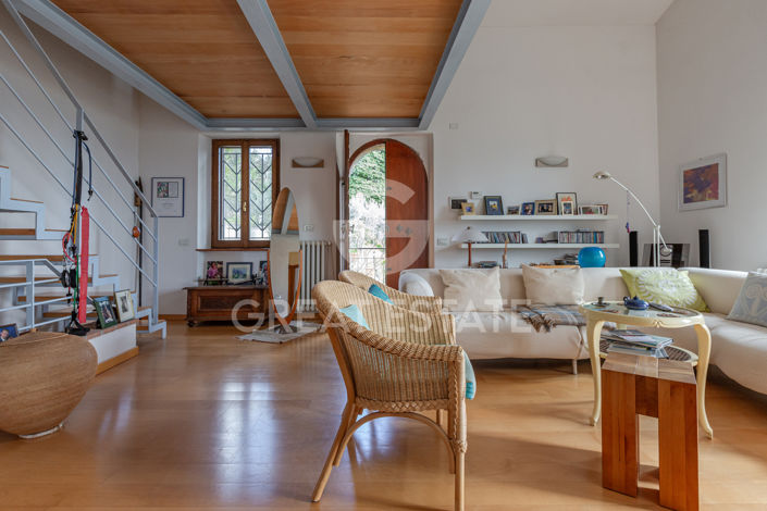 Image No.28-3 Bed Country House for sale