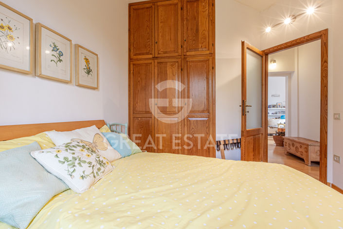 Image No.32-3 Bed Country House for sale