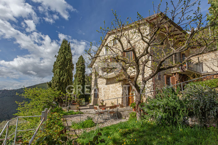 Image No.5-3 Bed Country House for sale