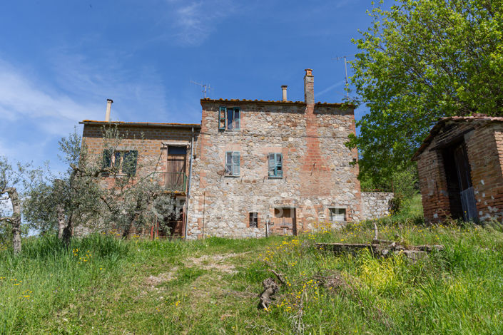 Image No.5-6 Bed Country House for sale