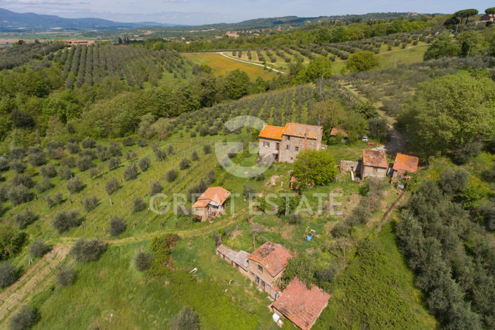 Image No.7-6 Bed Country House for sale