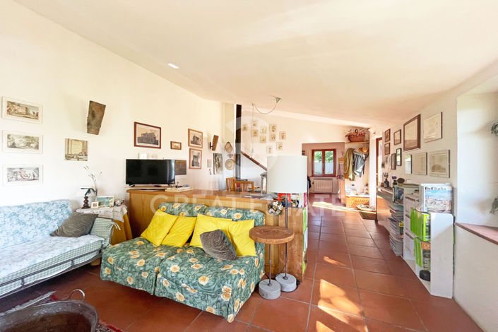 Image No.5-4 Bed Country House for sale