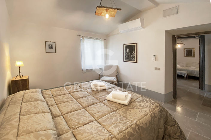 Image No.16-4 Bed Country House for sale