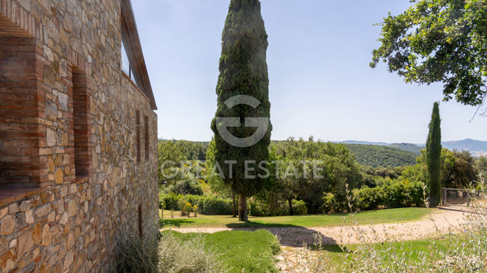 Image No.14-13 Bed Country House for sale