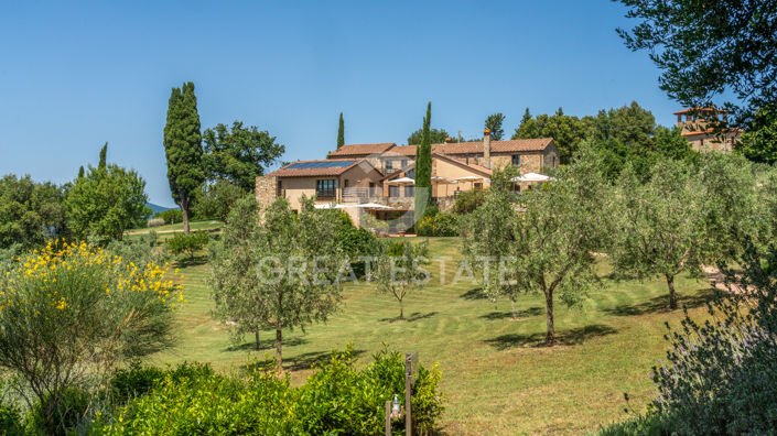 Image No.25-13 Bed Country House for sale