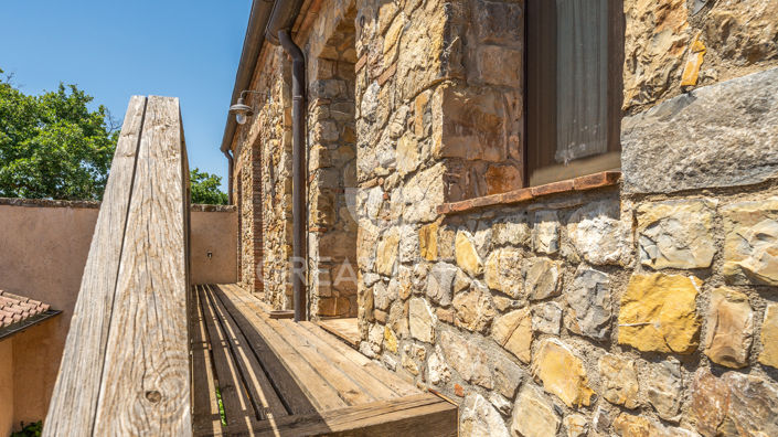 Image No.31-13 Bed Country House for sale