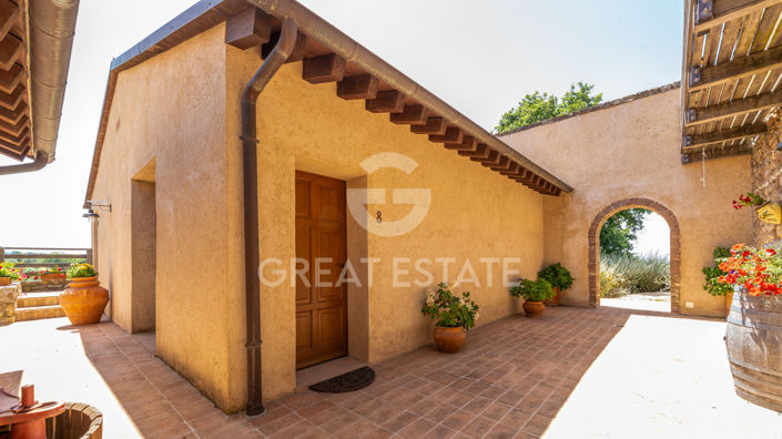 Image No.38-13 Bed Country House for sale