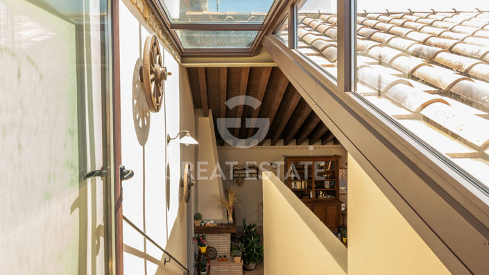 Image No.54-13 Bed Country House for sale