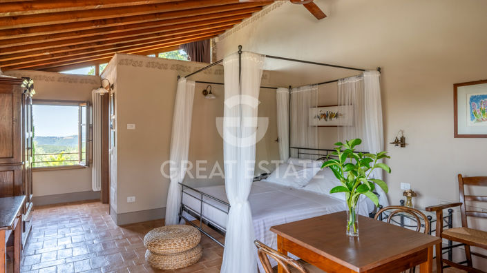 Image No.61-13 Bed Country House for sale