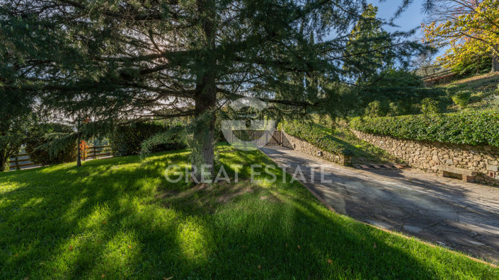 Image No.16-3 Bed Country House for sale