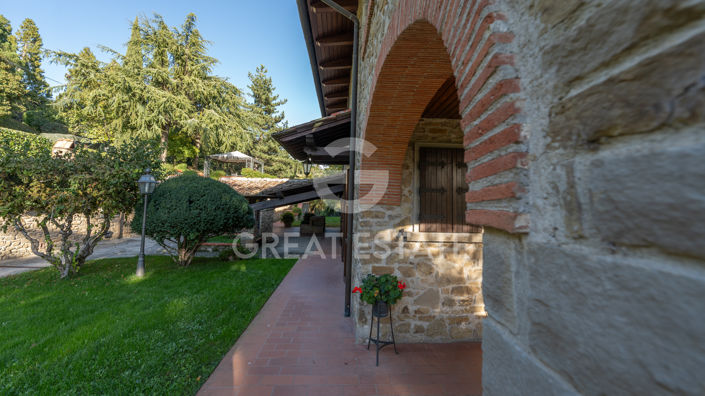 Image No.17-3 Bed Country House for sale