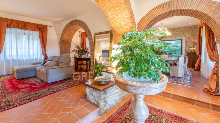 Image No.35-3 Bed Country House for sale