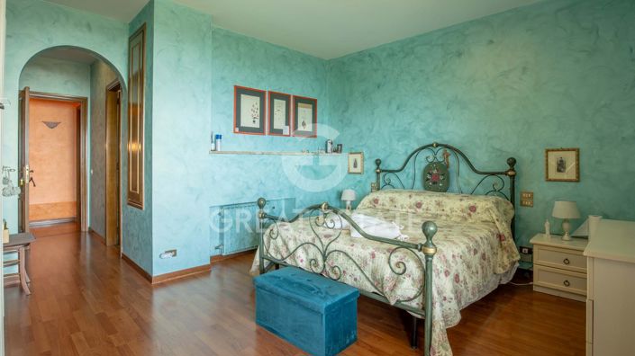 Image No.26-4 Bed Villa for sale