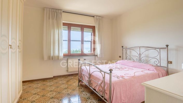 Image No.27-4 Bed Villa for sale