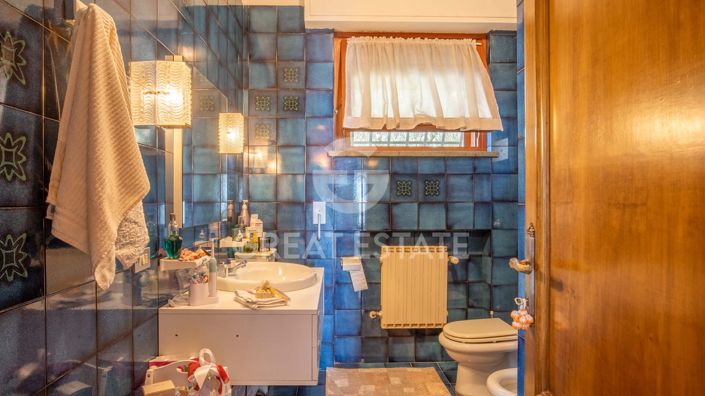 Image No.31-4 Bed Villa for sale