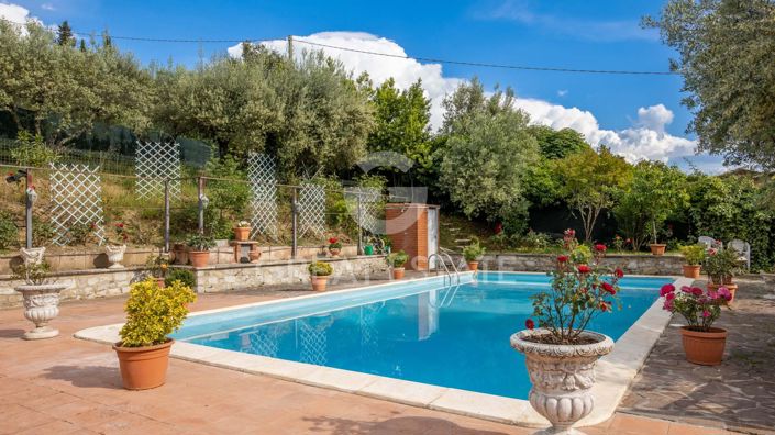 Image No.40-4 Bed Villa for sale