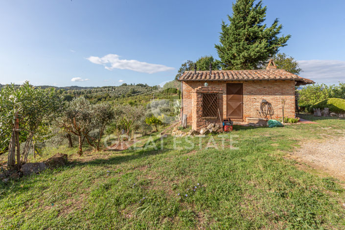 Image No.20-7 Bed Country House for sale