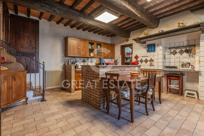 Image No.38-7 Bed Country House for sale