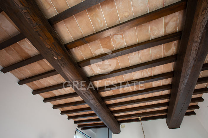 Image No.53-7 Bed Country House for sale