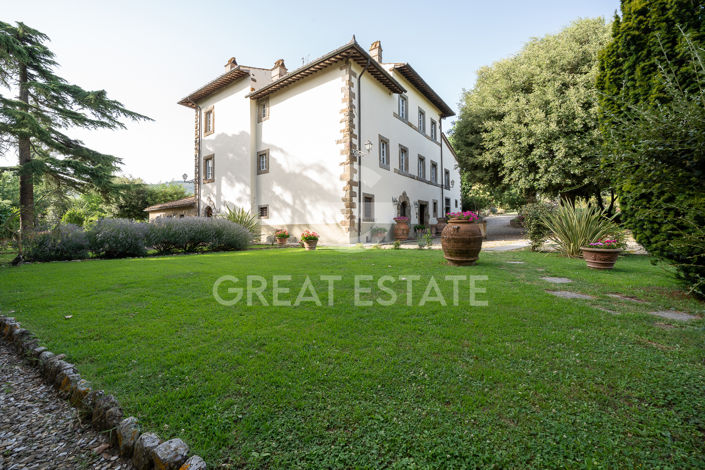 Image No.10-15 Bed Country House for sale