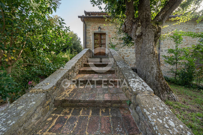 Image No.15-15 Bed Country House for sale