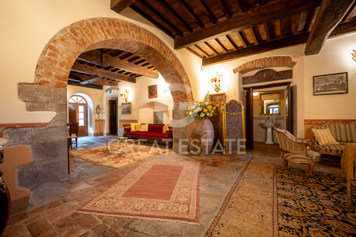 Image No.2-15 Bed Country House for sale