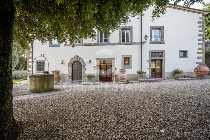 Image No.27-15 Bed Country House for sale