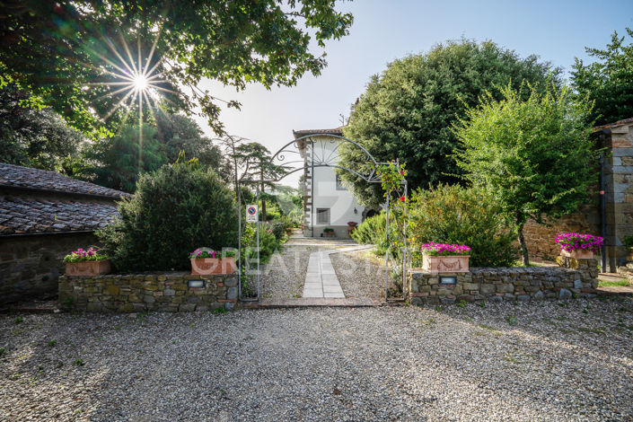 Image No.31-15 Bed Country House for sale