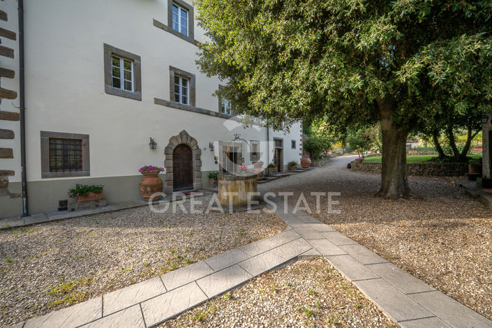 Image No.35-15 Bed Country House for sale