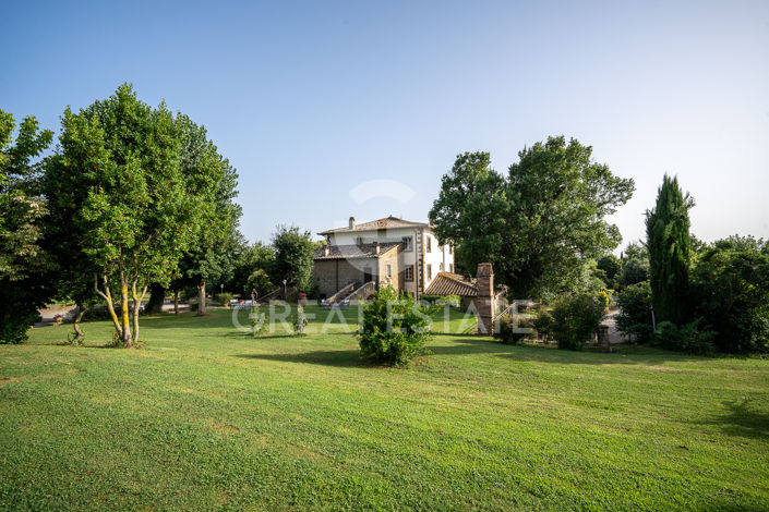 Image No.37-15 Bed Country House for sale