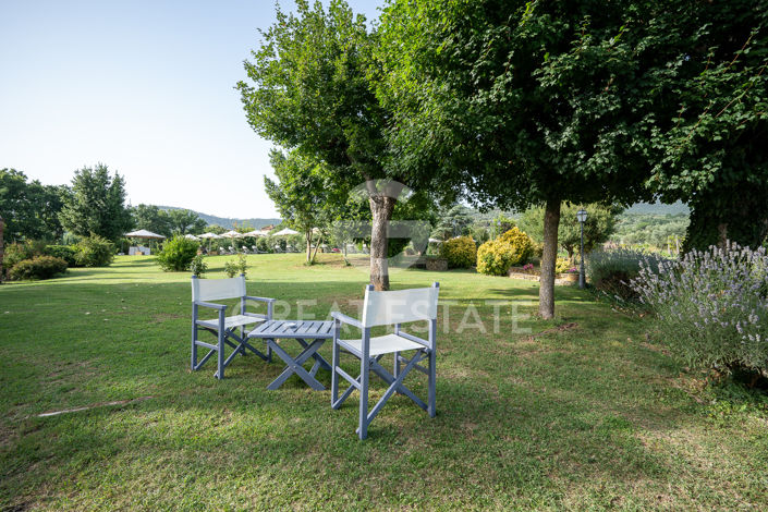 Image No.41-15 Bed Country House for sale