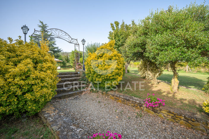 Image No.43-15 Bed Country House for sale